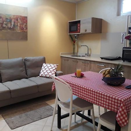 Summer Vibe Apartment Pereybere Beach Ngoại thất bức ảnh